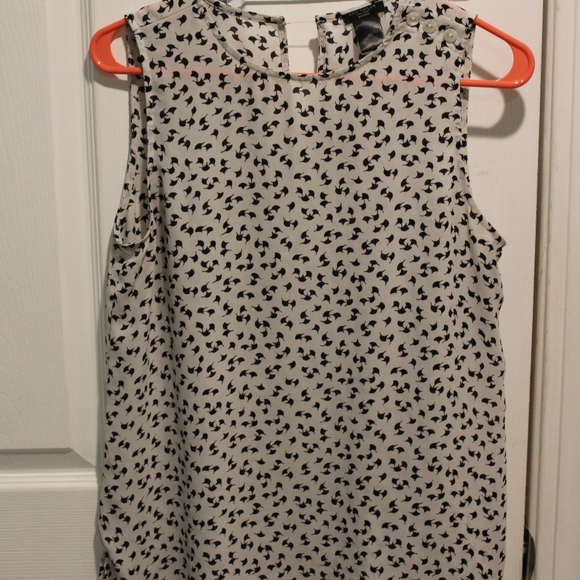 Ann Taylor SP tank top. - Picture 1 of 2